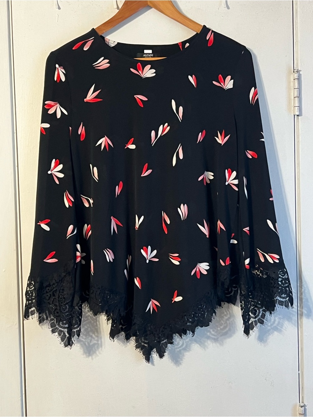 Alfani Black Long-Sleeve Floral Lace-Hem Blouse